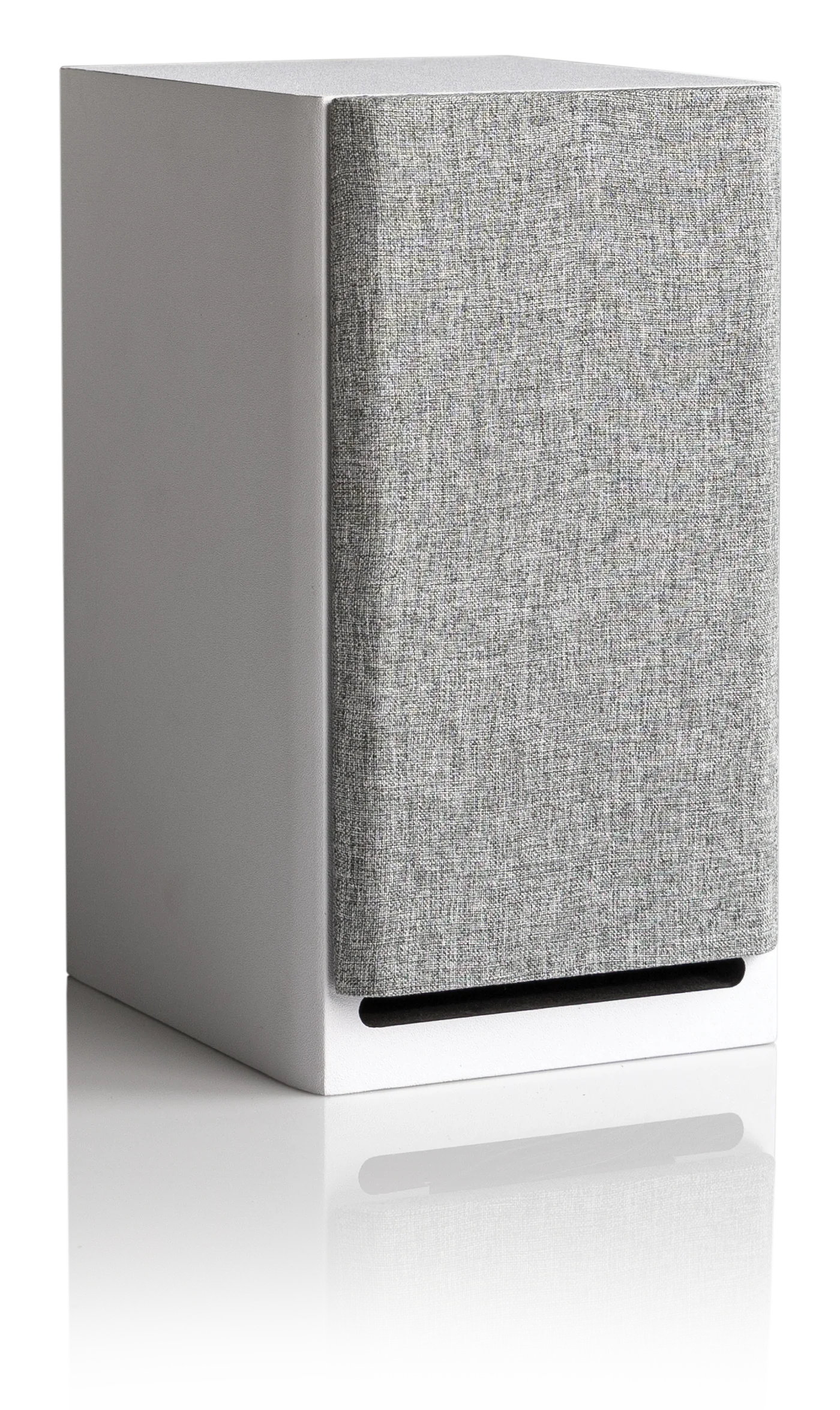 CG3M Bookshelf Speaker - Image 16